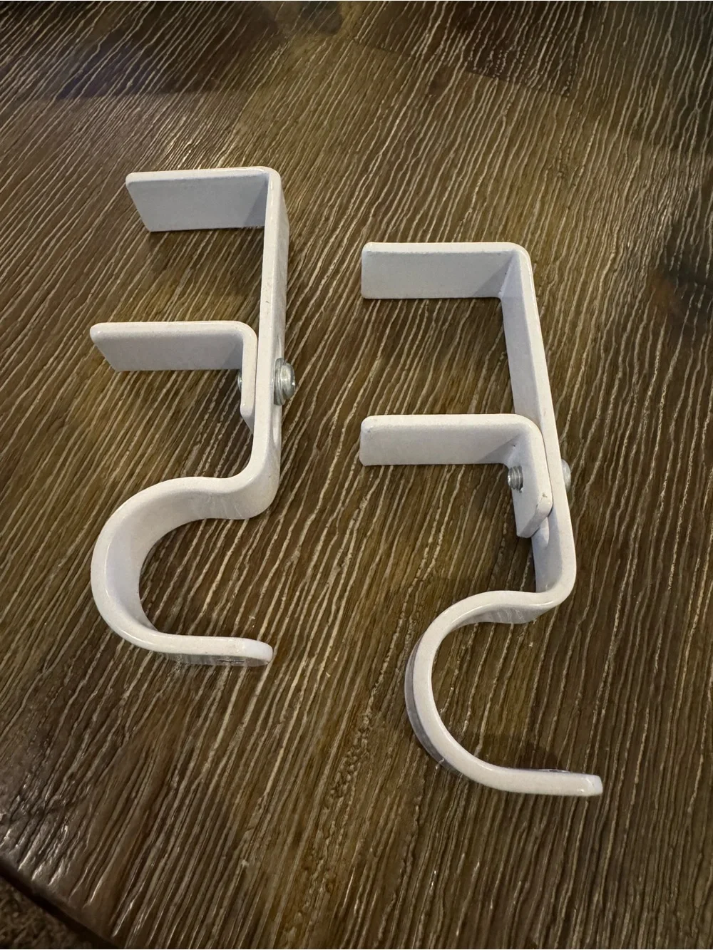 White NoNo Curtain Brackets